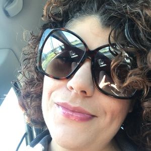 Meet your Posher, Stefanie